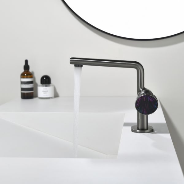 Смеситель для раковины Black&White Gravity 7207GM оружейная сталь