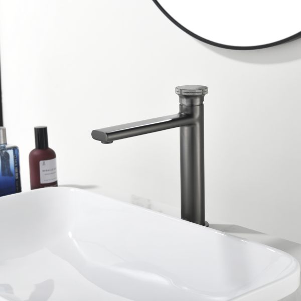 Смеситель для раковины Black&White Gravity 7307GM оружейная сталь