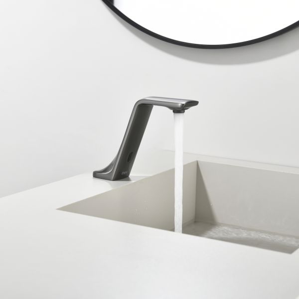 Сенсорный смеситель для раковины Black&White Gravity 7102GM оружейная сталь