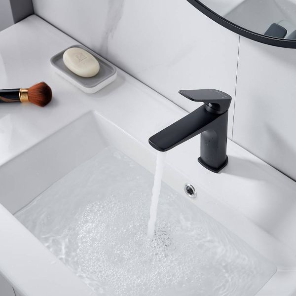 Смеситель для раковины Shevanik S4201H чёрный