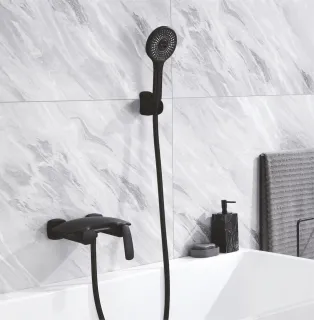 Смеситель для ванны Rose R1102H с каскадным изливом чёрный матовый Смеситель для ванны Rose R1102H с каскадным изливом чёрный матовый