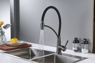 Смеситель для кухни Shevanik S743T-3 с подключением фильтра оружейная сталь/чёрный Смеситель для кухни Shevanik S743T-3 с подключением фильтра оружейная сталь/чёрный