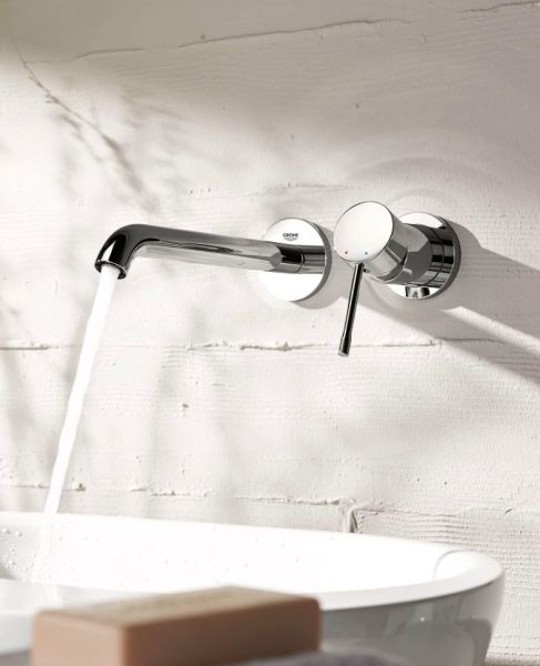 Излив и рукоятка Grohe Essence+ 19408001