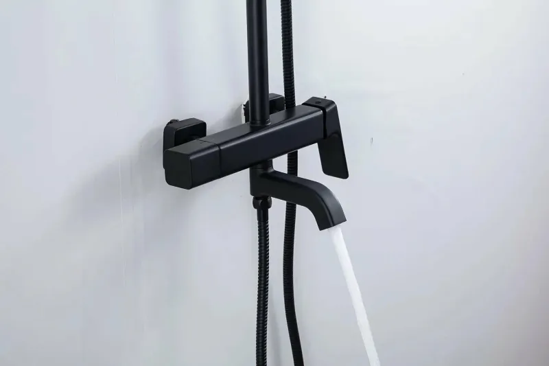 Душевая стойка Gappo G2418-26 чёрный Душевая стойка Gappo G2418-26 чёрный