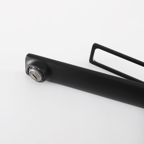 Смеситель высокий для раковины Gid Niagara L057-BM-D L057BMD черный матовый