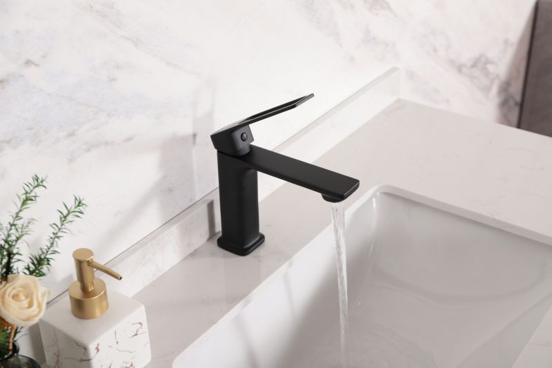 Смеситель для раковины Gid Niagara L057-BM-K L057BMK черный матовый