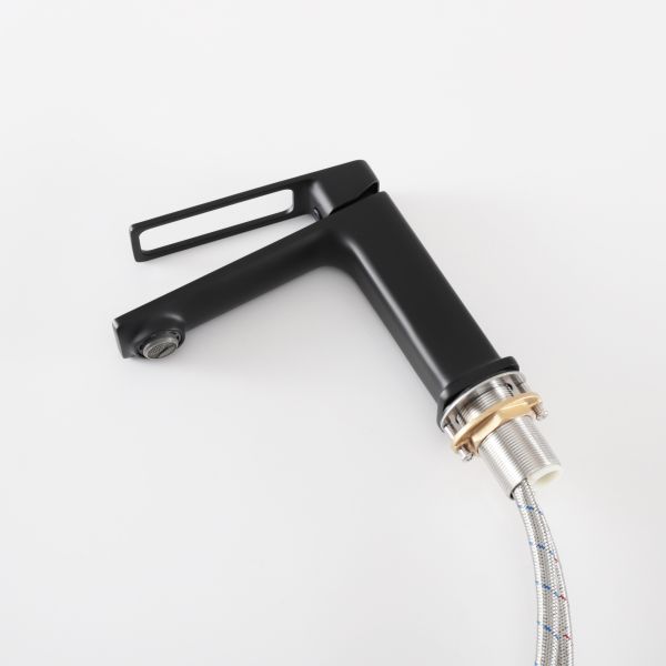 Смеситель для раковины Gid Niagara L057-BM-K L057BMK черный матовый