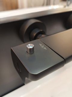 Смеситель для ванны AltroBagno Lamberto 0212 NeOp черный матовый Смеситель для ванны AltroBagno Lamberto 0212 NeOp черный матовый