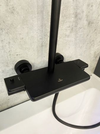 Душевая система с термостатом AltroBagno Lamberto 030418 NeOp черный матовый Душевая система с термостатом AltroBagno Lamberto 030418 NeOp черный матовый
