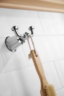 Крючок двойной, хром Cezares CZR-F-8988