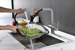 Смеситель для кухни Paulmark Serpentine Se213222-GR серый Смеситель для кухни Paulmark Serpentine Se213222-GR серый