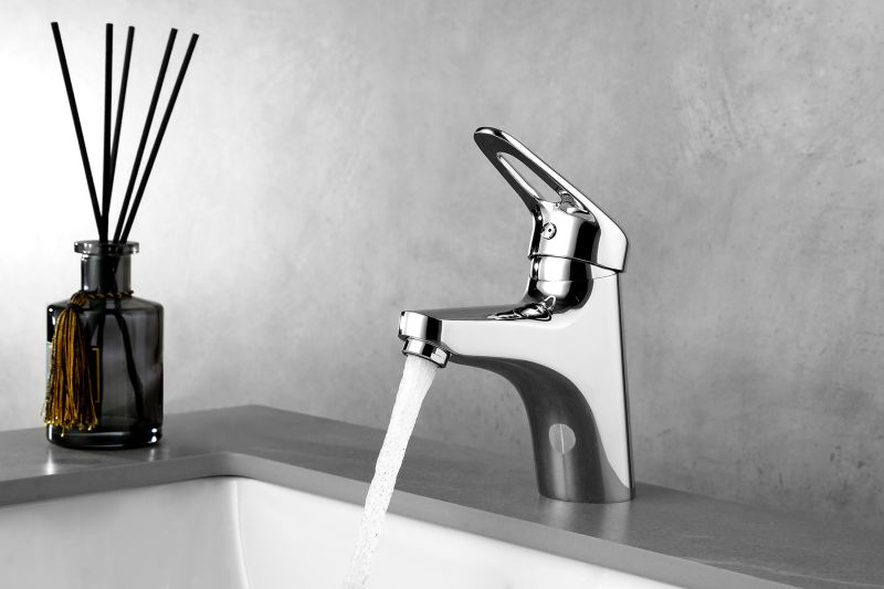 Смеситель для раковины Lemark Luna LM4130C хром
