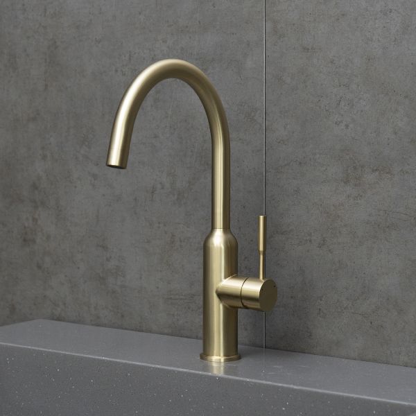 Смеситель для кухни Lemark Expert LM5079LGN золото Смеситель для кухни Lemark Expert LM5079LGN золото