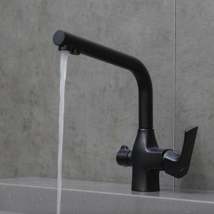 Смеситель для кухни Lemark Ursus LM7258BL с подключением к фильтру с питьевой водой чёрный