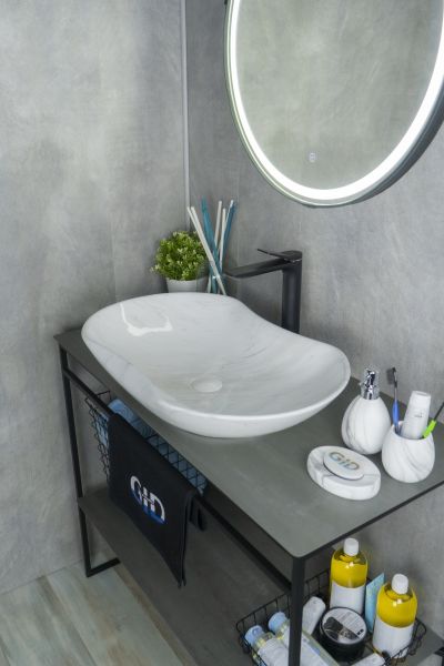 Раковина Gid Mnc503H012 54464 накладная под камень глянцевая 66.5x41x12