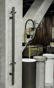 Полотенцесушитель электрический Boheme Uno 726-GM 150x12 см оружейная сталь