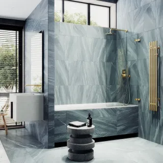 Шторка на ванну Maybahglass MGV-645-3 70 см, профиль золото, стекло прозрачное