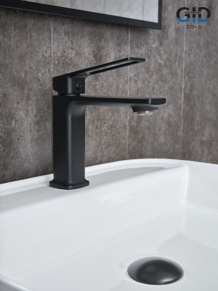 Смеситель для раковины Gid Niagara L057-BM-K L057BMK черный матовый