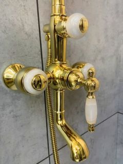 Душевая система AltroBagno Opera 030206 Or золото Душевая система AltroBagno Opera 030206 Or золото