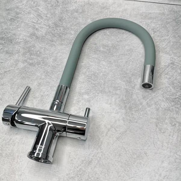 Смеситель для кухни Gappo G4398-30 под фильтр с гибким изливом серый/хром Смеситель для кухни Gappo G4398-30 под фильтр с гибким изливом серый/хром