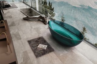 Прозрачная ванна ABBER Kristall AT9702Aquamarin из полиэфирной смолы 180x85см бирюзовый Прозрачная ванна ABBER Kristall AT9702Aquamarin из полиэфирной смолы 180x85см бирюзовый