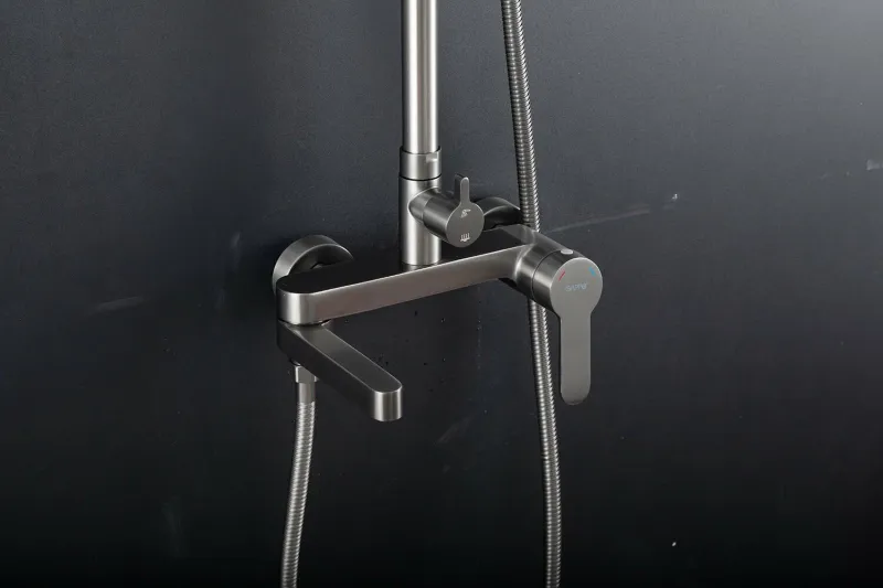 Душевая стойка Gappo G2499-39 оружейная сталь Душевая стойка Gappo G2499-39 оружейная сталь