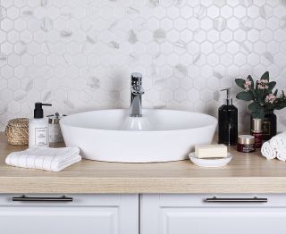 Керамическая мозаика  Starmosaic HOMEWORK С0003709 1236076 Hexagon small Carrara Matt PMMT83017 271х282х6