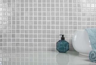 Стеклянная мозаика VIDREPUR Shell С0004171 1236474 № 563 White (на сетке) 38x38