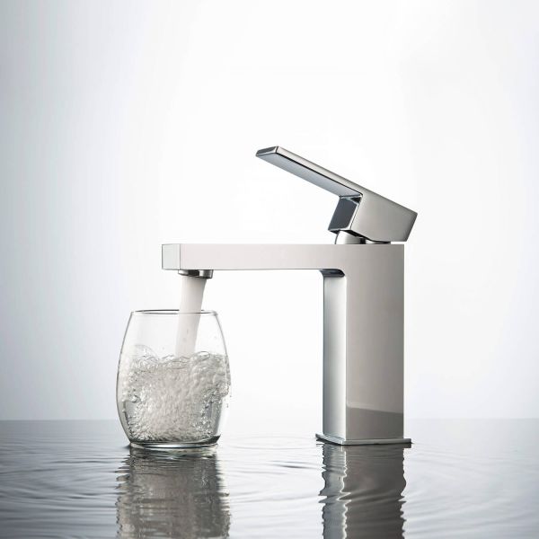 Смеситель для раковины Timo Selene 2061/00F хром Смеситель для раковины Timo Selene 2061/00F хром