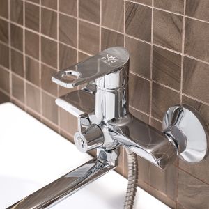 Смеситель для ванны с душем РМС SL137-006E хром