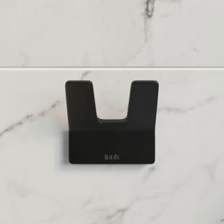 Крючок IDDIS Slide чёрный матовый SLIBS20i41 Крючок IDDIS Slide чёрный матовый SLIBS20i41