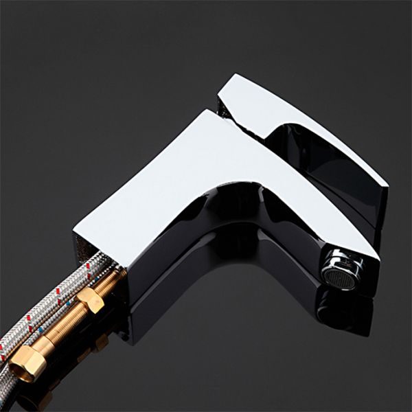 Смеситель для раковины с гигиеническим душем Gappo G1207 хром