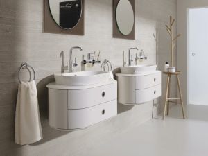Смеситель для раковины GROHE Essence+ с донным клапаном и высоким изливом, хром (32628001)