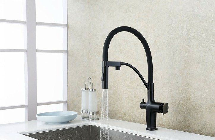 Смеситель Lemark Bronx LM3761BL для кухни с подключением к фильтру с питьевой водой Смеситель Lemark Bronx LM3761BL для кухни с подключением к фильтру с питьевой водой
