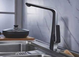 Смеситель для кухни Rose R1313H чёрный/хром Смеситель для кухни Rose R1313H чёрный/хром