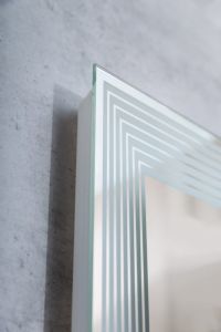 Зеркало BelBagno с LED-подсветкой и сенсорным управлением SPC-LNS-700-700-LED-TCH