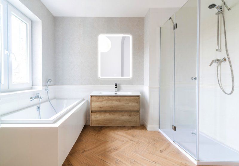 Зеркало BelBagno с LED-подсветкой и сенсорным управлением SPC-MAR-600-800-LED-TCH