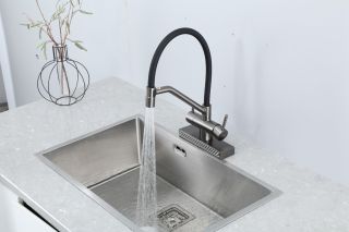 Смеситель для кухни Gappo G4098-9 с водопадом и гибким изливом оружейная сталь Смеситель для кухни Gappo G4098-9 с водопадом и гибким изливом оружейная сталь