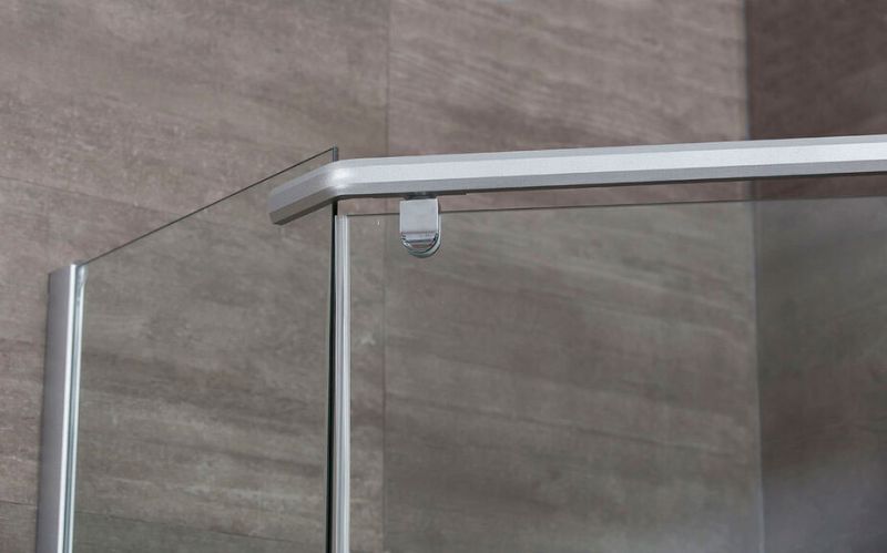 Душевой уголок Erlit Comfort ER10109V-C4 (900x900x2000) пятиугольное, тонированное Душевой уголок Erlit Comfort ER10109V-C4 (900x900x2000) пятиугольное, тонированное
