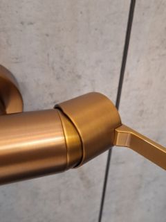 Душевая система AltroBagno Unione 030211 RaSp медь матовая Душевая система AltroBagno Unione 030211 RaSp медь матовая