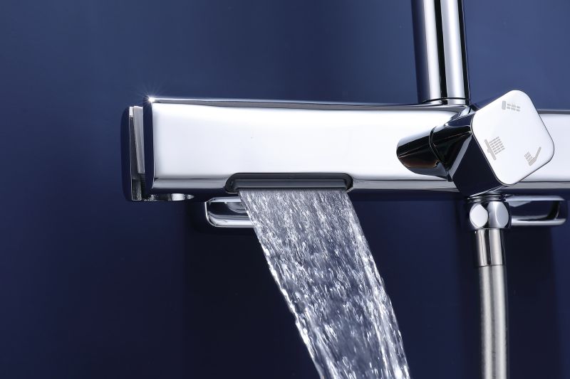 Душевая стойка Vincea Core VSFS-4CO1BN, брашированный никель