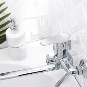 Смеситель для ванны с душем РМС SL86-006E хром