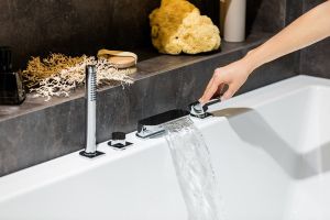 Смеситель Ravak Chrome CR 025.00 X070073 на борт ванны