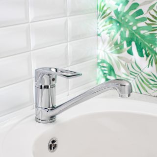 Смеситель для кухни BOOU B8206-17 хром Смеситель для кухни BOOU B8206-17 хром