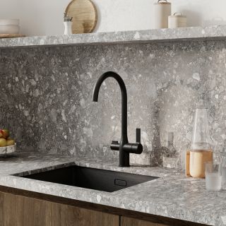 Смеситель для кухни IDDIS Pure PURBLFJi05 с каналом для фильтрованной воды чёрный матовый Смеситель для кухни IDDIS Pure PURBLFJi05 с каналом для фильтрованной воды чёрный матовый