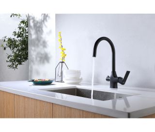 Смеситель для кухонной мойки Lemark URSUS LM7261BL Смеситель для кухонной мойки Lemark URSUS LM7261BL