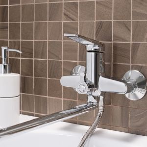 Смеситель для ванны с душем РМС SL121-006E хром