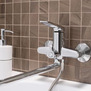 Смеситель для ванны с душем РМС SL121-006E хром Смеситель для ванны с душем РМС SL121-006E хром