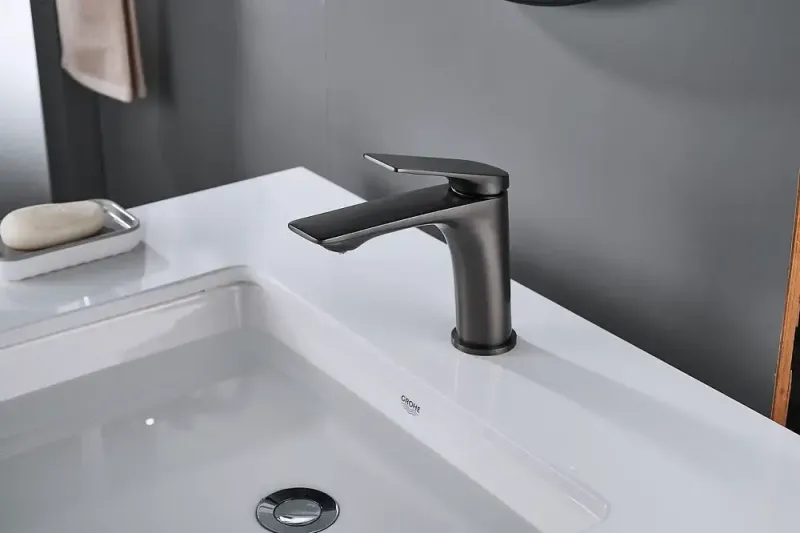 Смеситель для раковины Shevanik S9101T оружейная сталь