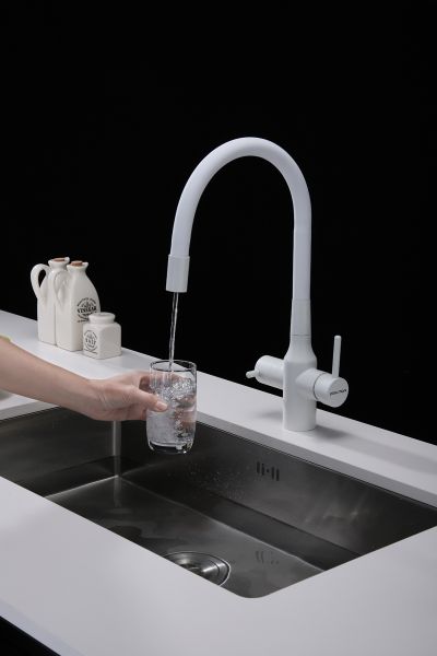 Смеситель для кухни Paulmark Salix Sa213419-431 белый матовый